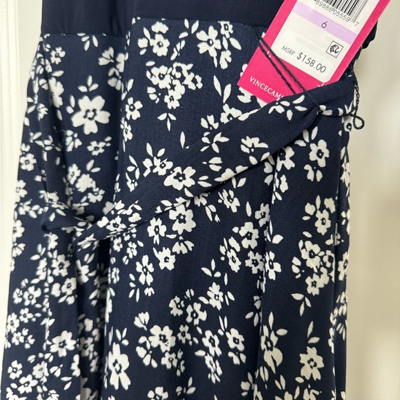 Vince Camuto NWT High Low Hem Navy Red-Orange & White Size 6 - Picture 3 of 4